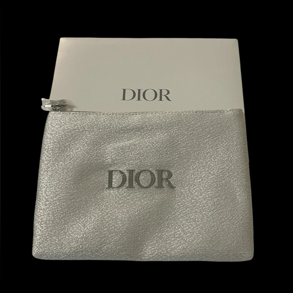 Dior Forever‎ Glow Maximizer Pouch NEW